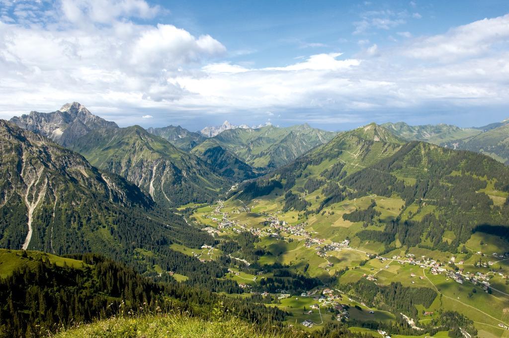 Alpen Select Lodge Kleinwalsertal Рицлерн Екстер'єр фото